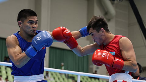 Paalam sulod sa gold-medal boxing bout