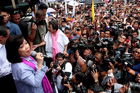 MANILA. In this photo taken on May 11, 2018, ousted Chief Justice Maria Lourdes Sereno addresses the crowd shortly after the Supreme Court voted 8-6 to grant the quo warranto petition that sought to invalidate her appointment. (File Photo)