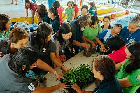 PAMPANGA. Barangay health workers in the City of San Fernando attend the launching and technical briefing on container farming and edible landscaping for health centers held Wednesday, July 11, 2018, in line with the celebration of Nutrition Month 2018. (Photo contributed by CSF)