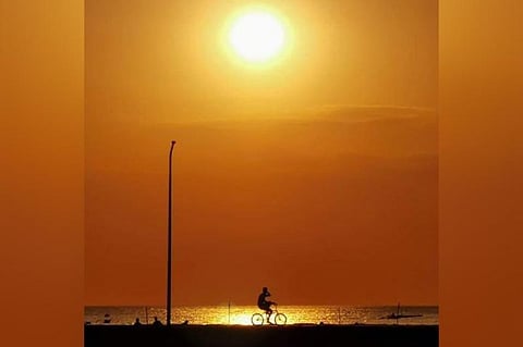 SIPALAY. A scenic sunset view at Poblacion Beach in Sipalay City, one of the major tourist destinations in Negros Occidental. (Jerick Lacson)