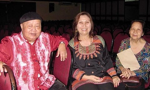 AUTHOR CECILIA BRAINARD with National Artist for Literature F. Sionil Jose and wife Tessie Jose.