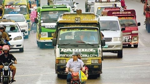 Cebu drivers feel relief as rice aid rolls
