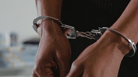 Handcuff arrest
