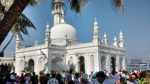 സൂഫി ദര്ഗകളിലേക്ക് യാത്ര പോകാം; പ്രധാന കേന്ദ്രങ്ങള് ഇവയാണ്