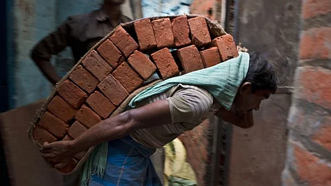 മോദിയുടെ നോട്ട് നിരോധനം ഇല്ലാതാക്കിയത് 50 ലക്ഷം പേരുടെ തൊഴില്