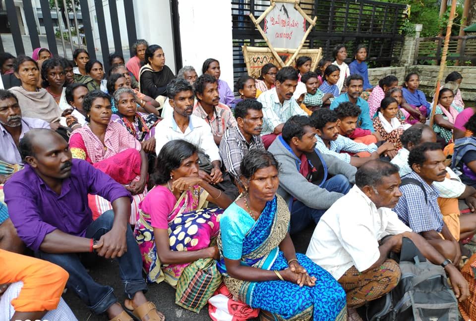 തൊവരിമല: കളക്ടറേറ്റിലേക്ക് ആദിവാസി മാര്ച്ച്; അനിശ്ചിതകാല സമരത്തിന് തുടക്കം