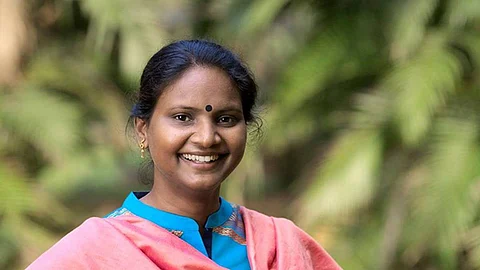 വിജയരാഘവനെതിരായ പരാതിയുമായി മുന്നോട്ട് പോകാന് രമ്യാ ഹരിദാസ്, പരാമര്ശം വോട്ടര്മാരെ സ്വാധീനിച്ചെന്ന് എകെ ബാലന്