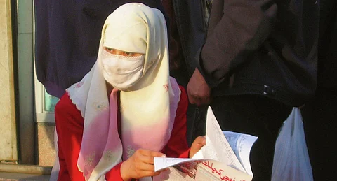 ബുര്ഖ നിരോധിച്ചതും നിര്ബന്ധിതവുമാക്കിയ രാജ്യങ്ങള്,കാരണങ്ങള്