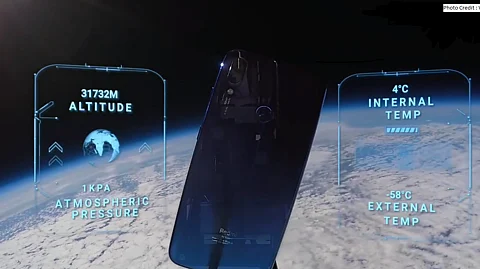 ബഹിരാകാശം തൊട്ട് നോട്ട് 7, മോശം പരാതികള്ക്ക് ഇടയില് കരുത്ത് തെളിയിക്കാന് ഷവോമിയുടെ പുത്തന് തന്ത്രം