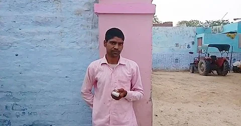 ‘അബദ്ധത്തില് താമരയ്ക്ക് കുത്തി’; വിരല്മുറിച്ച് ദളിത് യുവാവ്