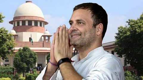 ഏതെങ്കിലും ഒരു കമ്പനി പറഞ്ഞാല് രാഹുല് ഗാന്ധി ബ്രിട്ടീഷ് പൗരനാകുമോയെന്ന് സുപ്രീം കോടതി; വിദേശപൗരത്വം ആരോപിച്ചവരോട് മറുചോദ്യം