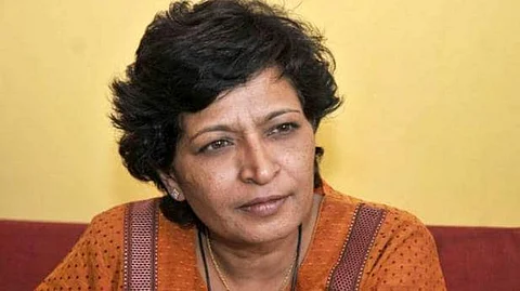 ബോംബുണ്ടാക്കാന് പരിശീലനം നല്കിയത് പ്രഗ്യയുടെ അഭിനവ് ഭാരതിലെ പിടികിട്ടാപ്പുള്ളികള്, ഗൗരി ലങ്കേഷ് വധത്തിലെ റിപ്പോര്ട്ട്