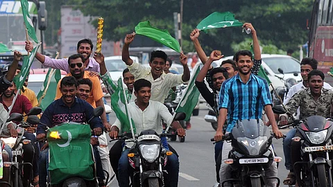 മഞ്ചേശ്വരത്ത് യുവാക്കള് വേണമെന്ന് യൂത്ത് ലീഗ്, ഖമറുദ്ദീനെന്ന് മുസ്ലിം ലീഗ് നേതൃത്വം