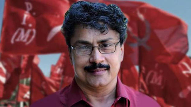 പി കെ ശശിക്കെതിരെ ലൈംഗിക പീഡന പരാതി നല്കിയ യുവതിയെ തള്ളി ഡിവൈഎഫ്ഐ, പരാതിയുണ്ടെങ്കില് പാര്ട്ടി നേതൃത്വത്തെ അറിയിക്കണം