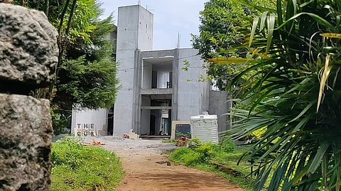 വൈത്തിരിയില് ഭൂപരിഷ്കരണ നിയമം ലംഘിച്ച് റിസോര്ട്ട് നിര്മ്മാണം