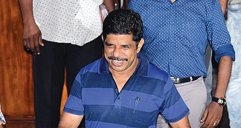 ‘സ്വയം ഇല്ലാതാകില്ലെന്ന് തീരുമാനിച്ചാണ് രാമനാഥപുരത്ത് പോയത്’; തിരോധാനത്തില് സിഐ നവാസ്