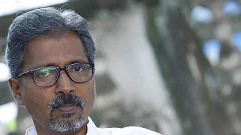 പി എഫ് മാത്യൂസ് അഭിമുഖം: മലയാളത്തിലെ നിരൂപകര് മുഖ്യധാരയിലെ ലബ്ധപ്രതിഷ്ഠരെ കൊണ്ടാടുകയാണ് എന്നും ചെയ്തിട്ടുള്ളത്