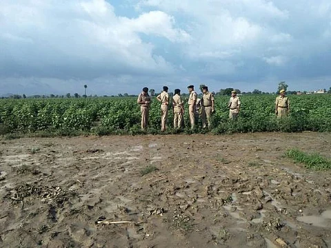 യുപിയില് രണ്ടരവയസ്സുകാരിയെ കണ്ണ് ചൂഴ്ന്നെടുത്ത് കൊന്നു, ക്രൂരത വായ്പാ തിരിച്ചടവ് മുടങ്ങിയതില്