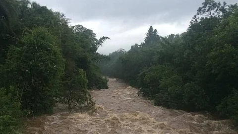 മഴ: വാസയോഗ്യമല്ലാത്ത വീടുകളില് താമസിക്കുന്നവര് മാറേണ്ടി വരും; ക്രമീകരണമൊരുക്കാന് ജില്ലാ കളക്ടര്മാര്ക്ക് നിര്ദേശം