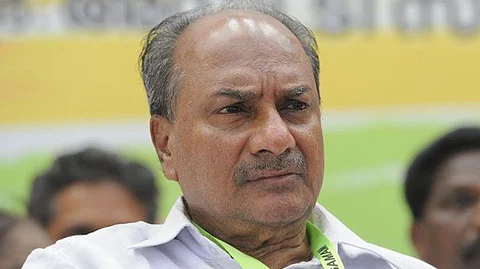 എ കെ ആന്റണി