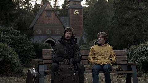 ഇനി പറയാന് ബാക്കിയുള്ളതെല്ലാം അടുത്ത സീസണിലുണ്ടാകും; പ്രേക്ഷകന്റെ കിളി പറത്തുന്ന ‘ഡാര്ക്കി’നെ കുറിച്ച് സംവിധായകന്