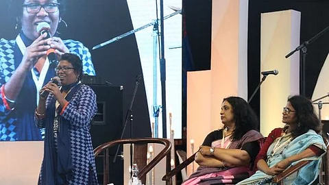 ‘ശബരിമലയില് സ്ത്രീയെ പ്രവേശിപ്പിച്ചെന്ന് അവകാശപ്പെടും, ഭക്തര്ക്കൊപ്പമെന്നും പറയും’; സിപിഎമ്മിന്റേത് ഇരട്ടനിലപാടെന്ന് ബിന്ദു അമ്മിണി