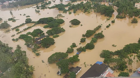 മൂന്ന് ദിവസങ്ങളില് പെയ്തത് പത്തിരട്ടി അധികം മഴ ; 22 ഇടങ്ങളില് 100 മില്ലി മീറ്ററിലധികം
