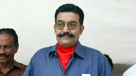 ‘തന്റെ പേരില് വ്യാജ ഫേസ്ബുക്ക് അക്കൗണ്ടുകളുണ്ടാക്കി തെറ്റിദ്ധാരണ പരത്തുന്നു’; സൈബര് സെല്ലിന് പരാതി നല്കി ഋഷിരാജ് സിങ്