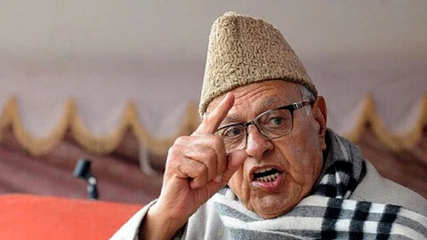 തടവിലെന്ന് ഫാറൂഖ് അബ്ദുള്ള; അല്ലെന്ന് അമിത് ഷാ