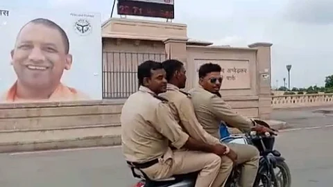 പൊലീസുകാരുടെ ഗതാഗത നിയമലംഘനം വിടാതെ പിടിച്ച് ജനം; യുപിയില് 100 ഉദ്യോഗസ്ഥര്ക്ക് പിഴ