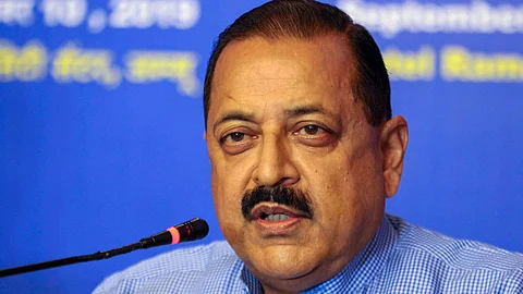 മോദിയെ രാജ്യത്തിന്റെ പിതാവായി അംഗീകരിക്കാത്തവരെ ഇന്ത്യക്കാരെന്ന് വിളിക്കാനാകില്ലെന്ന് കേന്ദ്രമന്ത്രി ജിതേന്ദ്ര സിങ്