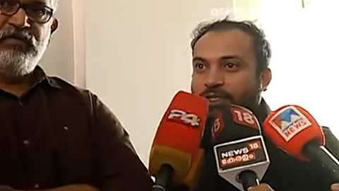 ‘ഇനിയും കുറേ കഷ്ടപ്പെട്ടാലേ ഇതിന്റെ ലോണ് അടയ്ക്കാന് പറ്റൂ’; മരടിലെ ഫ്ളാറ്റില് താമസിക്കുന്നവരുടെ കാര്യം കൂടി നോക്കണമെന്ന് സൗബിന്