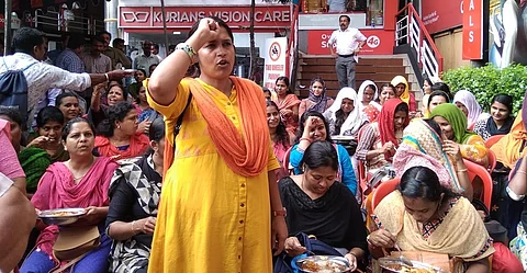 മുത്തൂറ്റില് പ്രക്ഷോഭം ശക്തമാക്കി സിഐടിയു യൂണിയന്; ഉപരോധത്തിനിടെ സംഘര്ഷാവസ്ഥ