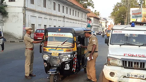 വാഹന പരിശോധന: ഓണക്കാലത്ത് പിഴയില്ല; ബോധവത്കരണം മാത്രം