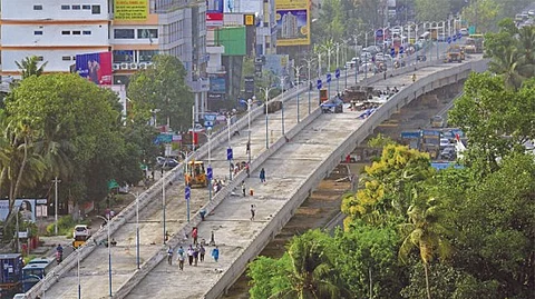 ‘ത്രീഫോള്ഡ് കുട പോലെ’; പാലാരിവട്ടം പാലം അഴിമതി ഗൂഢാലോചന മൂന്ന് തലങ്ങളിലായെന്ന് വിജിലന്സ്