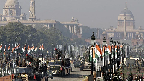 ‘സൈന്യത്തിലെ അച്ചടക്കം ലംഘിക്കപ്പെട്ടേക്കും’; വിവാഹേതരബന്ധം ക്രിമിനല് കുറ്റമല്ലാതാക്കിയ വിധിയ്ക്കെതിരെ കരസേന