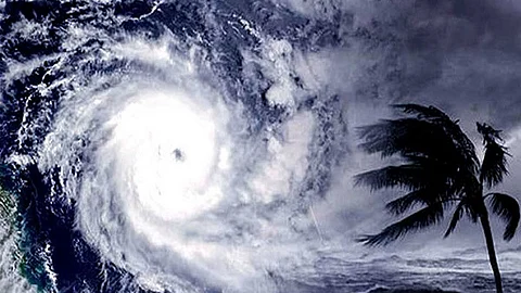 ‘ഹിക’ കേരളത്തെ തൊടില്ല; മത്സ്യത്തൊഴിലാളികള് ജാഗ്രത പാലിക്കണം