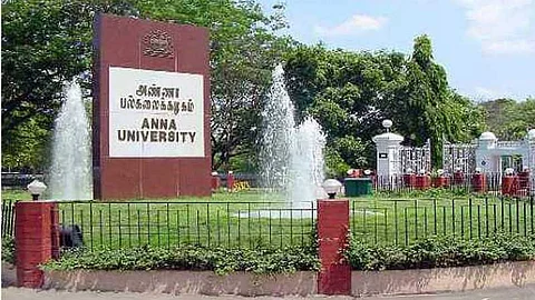 പാഠ്യപദ്ധതിയില് ഭഗവത്ഗീത; അണ്ണാ യൂണിവേഴ്സിറ്റിയ്ക്കെതിരെ പ്രതിഷേധം; സംസ്കൃതം അടിച്ചേല്പ്പിക്കരുതെന്ന് ഡിഎംകെ