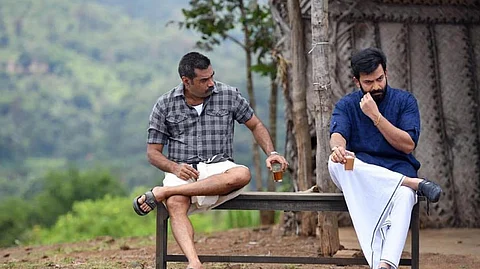 ഉടക്കിന് ബിജുമേനോന് മീശ പിരിച്ച് പൃഥ്വിരാജും, അയ്യപ്പനും കോശിയും തുടങ്ങി