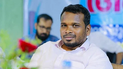 വേശ്യാവൃത്തി പരാമര്ശത്തില് ഫിറോസ് കുന്നംപറമ്പിലിന് കുരുക്ക്; സ്വമേധയാ കേസെടുത്ത് വനിതാ കമ്മീഷന്