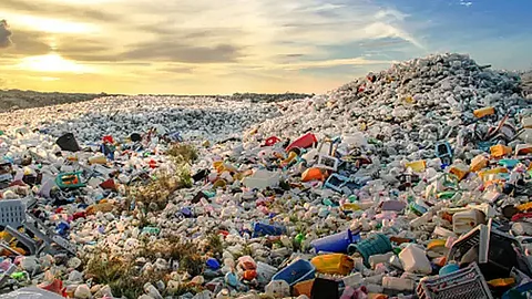 ‘പിഴ ഈടാക്കിയാല് കടകളടച്ചിടും’; പ്ലാസ്റ്റിക് നിരോധനം ചെറുകിട കച്ചവടക്കാരെ ബാധിക്കുമെന്ന് വ്യാപാരി വ്യവസായി ഏകോപന സമിതി