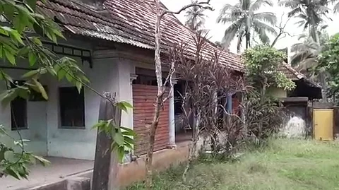 ഒരു കുടുംബത്തിലെ ഏഴുപേരുടെ മരണം; കോടികളുടെ സ്വത്ത് തട്ടിപ്പ്; എന്താണ് ദുരൂഹമായ കരമന കൂടത്തില് കേസ്?