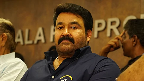 ആനക്കൊമ്പ് കേസില് മോഹന്ലാലിന് ഹൈക്കോടതിയുടെ നോട്ടീസ്