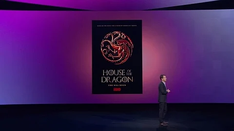 ‘ജിഒറ്റി’ പ്രീക്വല് ‘ഹൗസ് ഓഫ് ദ ഡ്രാഗണ്’ പ്രഖ്യാപിച്ച് എച്ച്ബിഒ; ജോര്ജ് ആര് ആര് മാര്ട്ടിന് കോ ക്രിയേറ്ററാകും