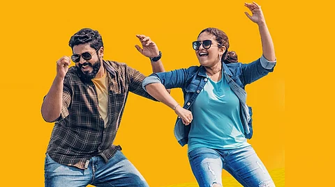 പ്രണയഗാനത്തിനൊപ്പം ചുവടുവച്ച് ഗോകുലും പ്രയാഗയും, ഉള്ട്ടയ്ക്കായി വിജയ് യേശുദാസും സിതാരയും പാടിയ ഗാനം