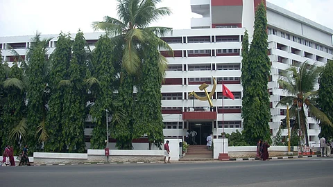 ‘മാവോയിസ്റ്റുകള് ഭീകരന്മാര്’; യുഎപിഎ രാജ്യവ്യാപകമായി ബാധകമാണെന്ന് സിപിഐഎം