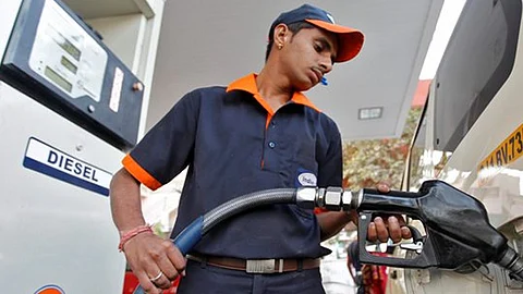 ഇനി ഇന്ധനം നിറയ്ക്കൽ ഈസി, പെട്രോൾ പമ്പുകളിൽ ഫാസ്റ്റ് ടാഗ് സംവിധാനം