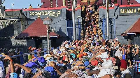 ശബരിമല യുവതീപ്രവേശനം നടപ്പാക്കേണ്ടെന്ന് സര്ക്കാരിന് നിയമോപദേശം