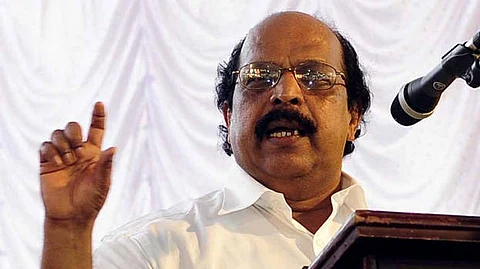 ‘ആ ഉദ്യാഗസ്ഥന് ഒരു രാക്ഷസനാണ്, ബകന് ഭക്ഷണം കാത്തിരിക്കുന്നത് പോലെയാണ് ’; കിഫ്ബിക്കെതിരെ ആഞ്ഞടിച്ച് ജി സുധാകരന്