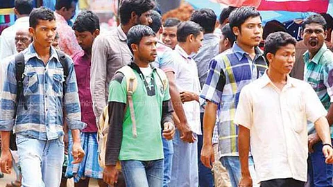 ബോധവത്കരണത്തിനായി കൂട്ടായ്മയാരംഭിച്ച് ‘ഭായിമാര്’; കട്ടപ്പനയില് ഹിന്ദി കാരി വര്ക്കേഴ്സ് മീറ്റിങ്
